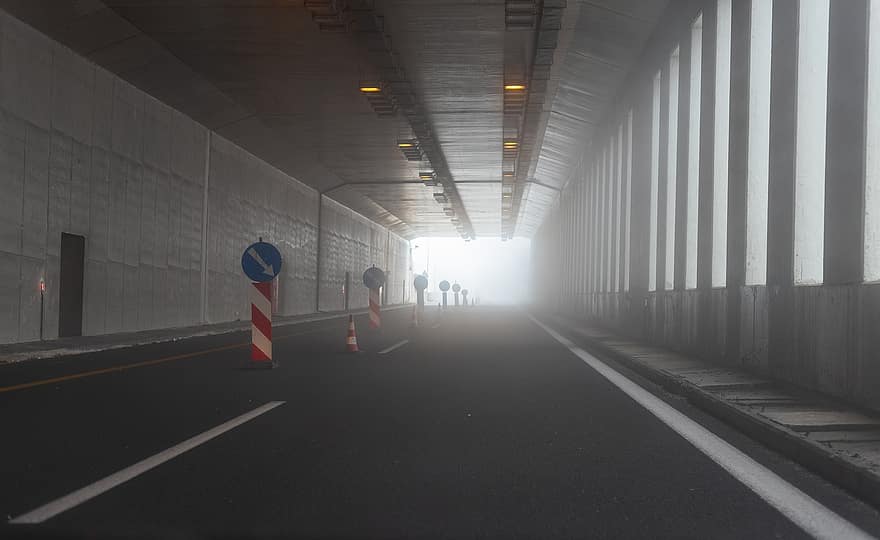 túnel, la carretera, niebla, autopista, calzada, Señal de tráfico, señal de tráfico, Grecia, Egnatia, arquitectura, adentro