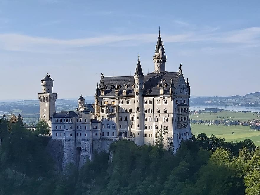 neuschwanstein slot, slot, bakke, palads, fæstning, træer, skov, hill top, historisk, milepæl, turistattraktion
