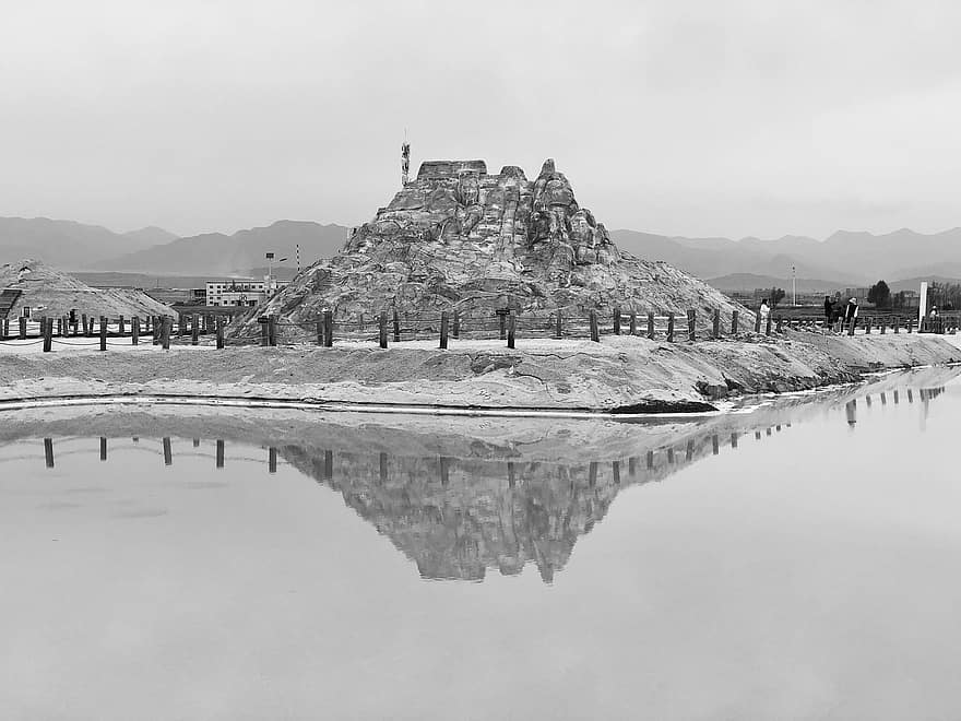 Lago de agua salada, gran lago Salado, lago, paisaje, arquitectura, lugar famoso, historia, agua, antiguo, vieja ruina, en blanco y negro