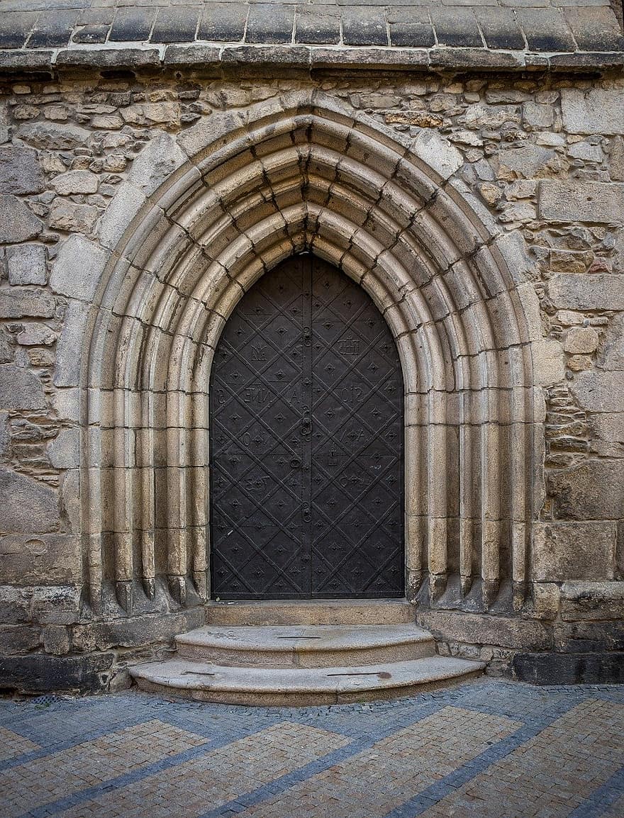 door, gate, passage