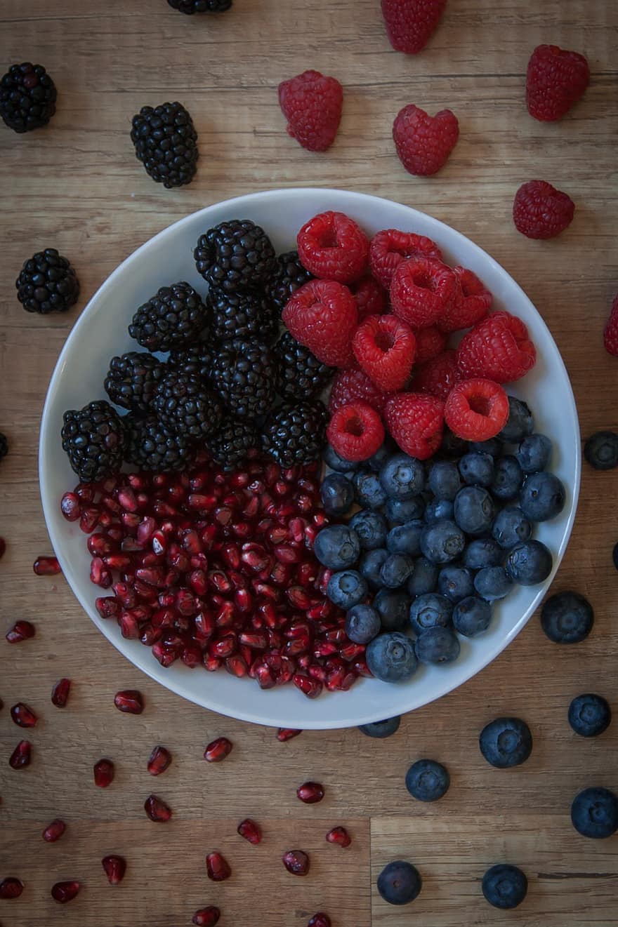 фрукти, ягоди, малина, ожина, чорниця, гранат, здоровий, їжа, вітаміни, дієта, свіжий