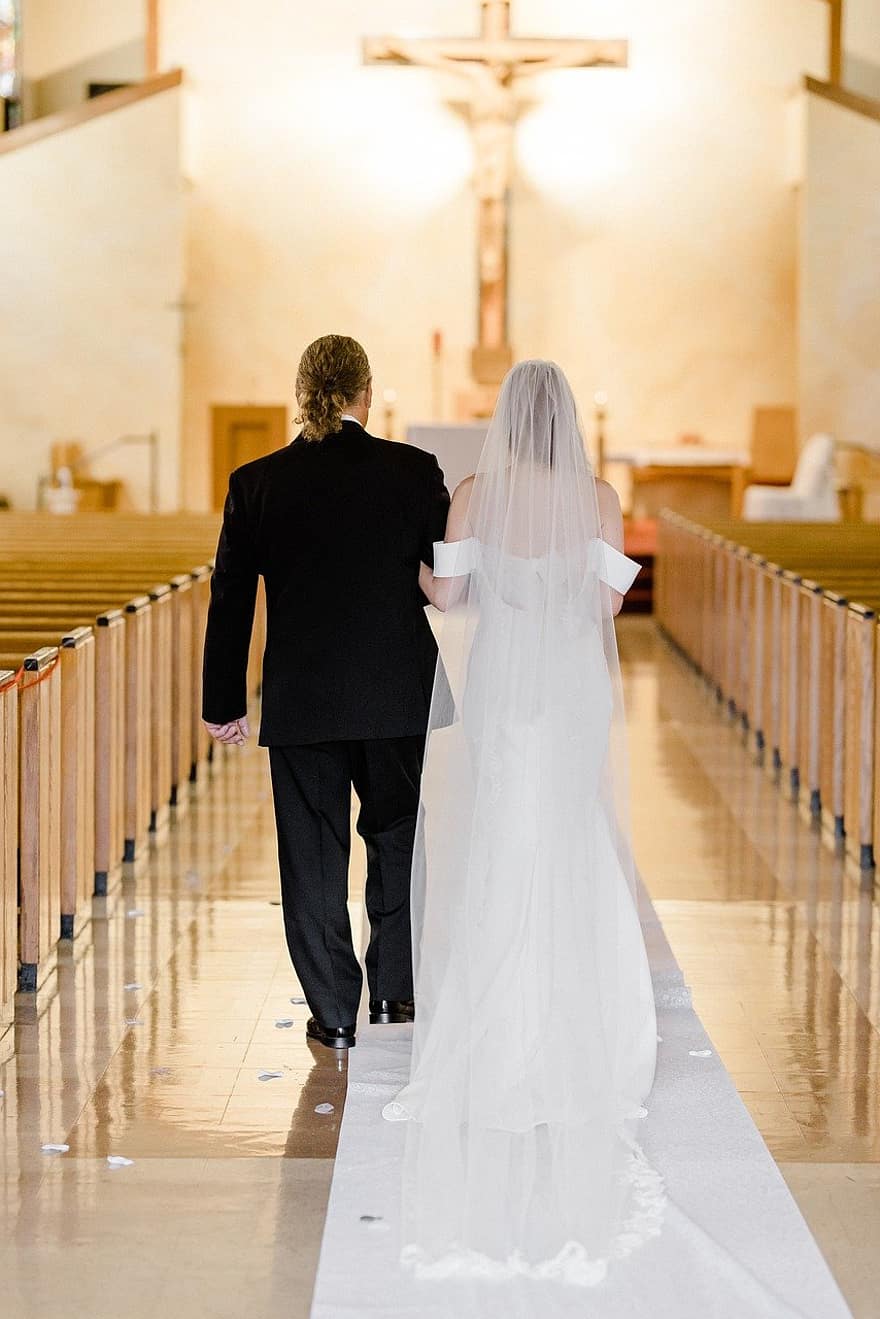 huwelijk, kerk, Door het gangpad lopen, bruid