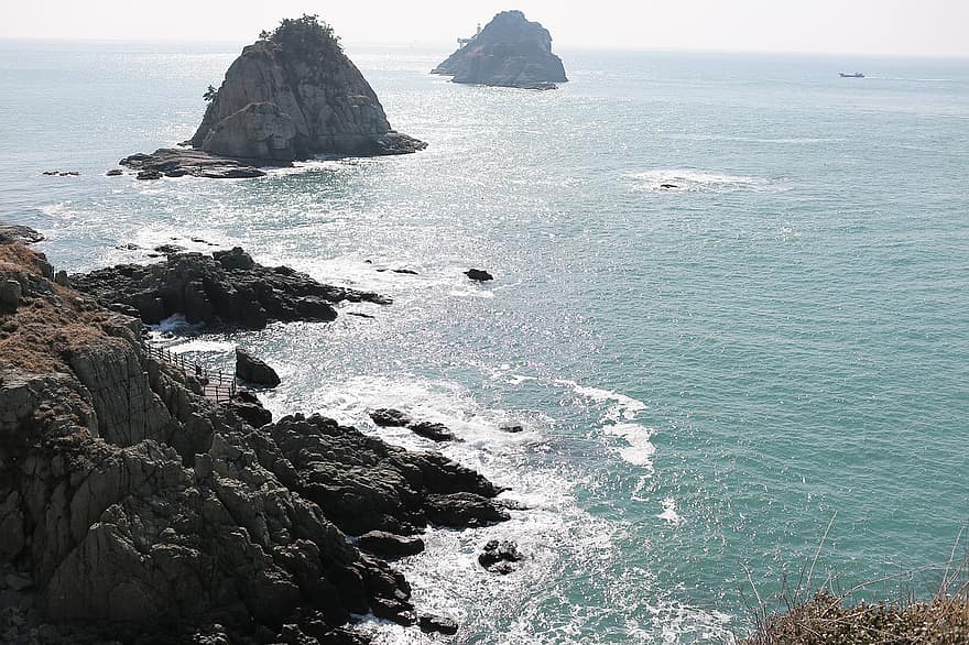 सागर, चट्टानों, पूर्वी तट, कोरिया गणराज्य