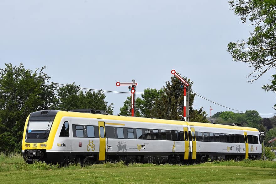 vagon, demiryolu, taşımacılık, taşıma, tren, Demiryolu, tren yolu, demiryolu yolu, demiryolu trafiği, Altshausen, Baden Württemberg
