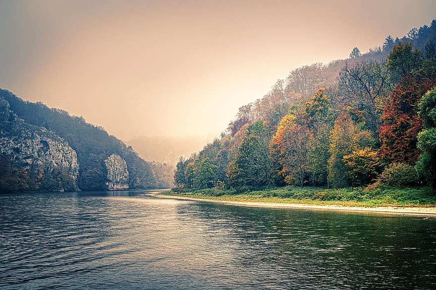 canion, chei, ceaţă, râu, peisaj, natură, toamnă, Dunărea, bancă, pădure, croazieră pe râu