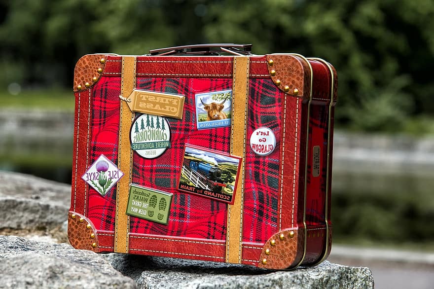 valigia, biscotti, viaggio, vacanze, Scozia