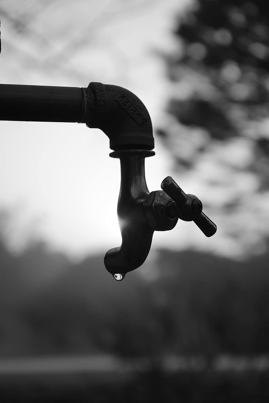 Faucet, Water Tap, Drop, Water, Light, close-up, wet, liquid, black and white, backgrounds, single object
