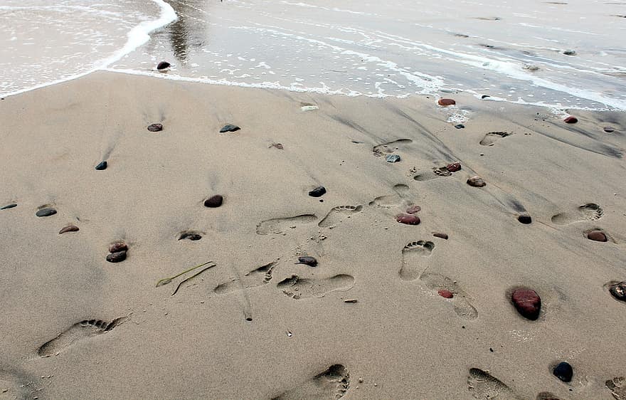 Пляжний, море, сліди ніг, пісок, води, узбережжі