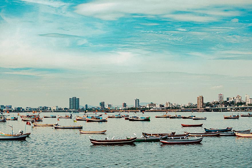 човни, море, горизонт, міський пейзаж, рибальські човни, небо, птахів, Мумбаї, морське судно, води, узбережжя