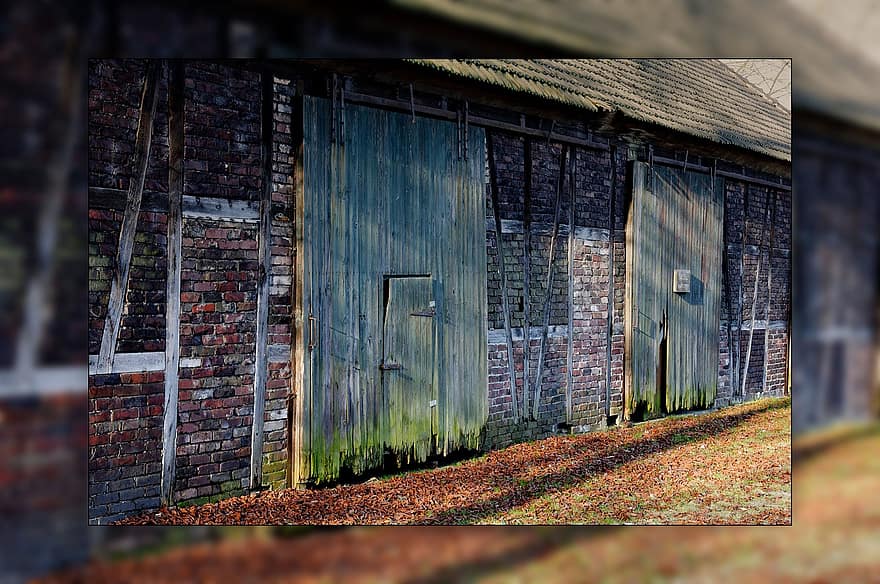 stodola, podzim, dlouhý stín, mimo vyšlapané cesty