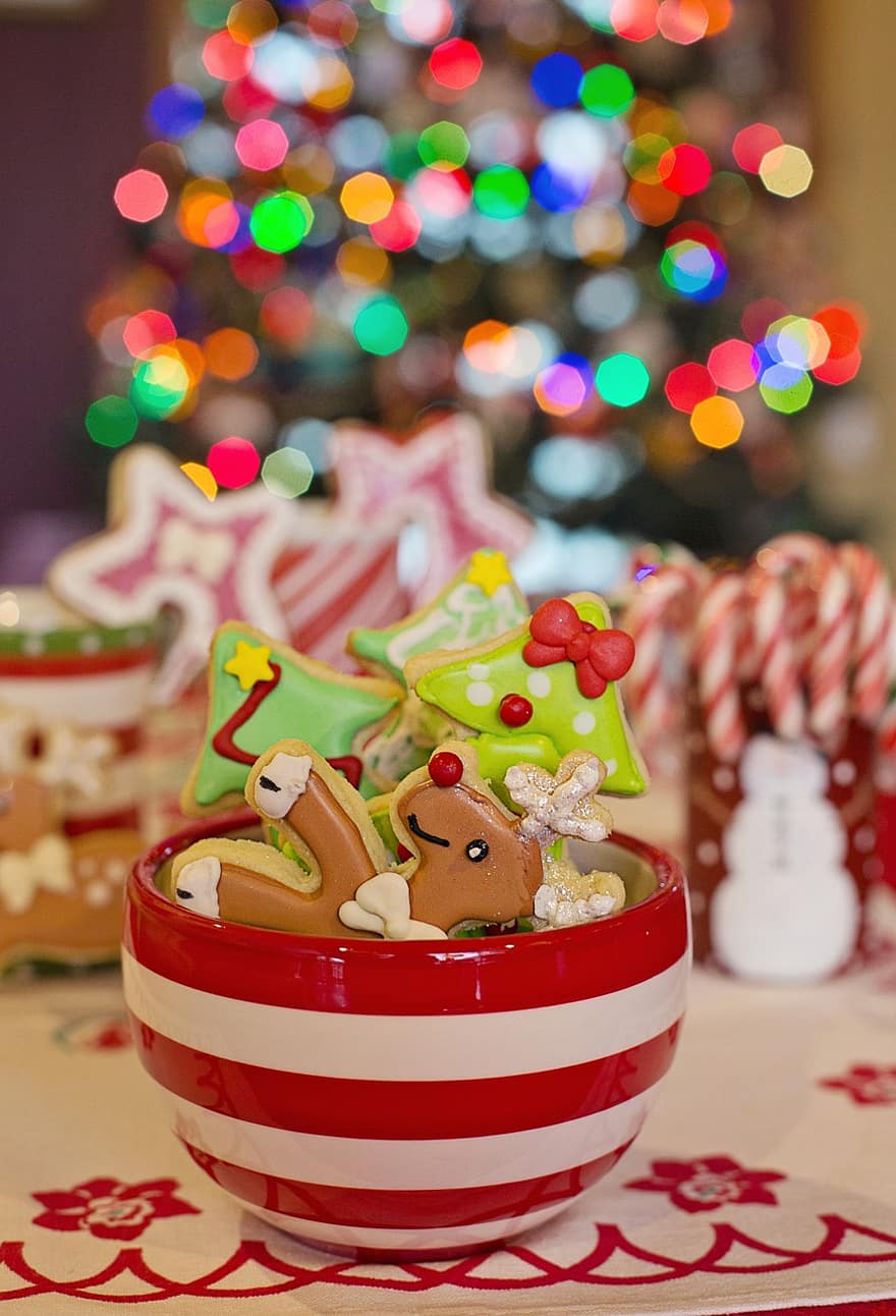 biscoitos, Doces, Biscoitos natalinos, sobremesa, caseiro, Natal, feriado, assar, trata, natal, glacê real